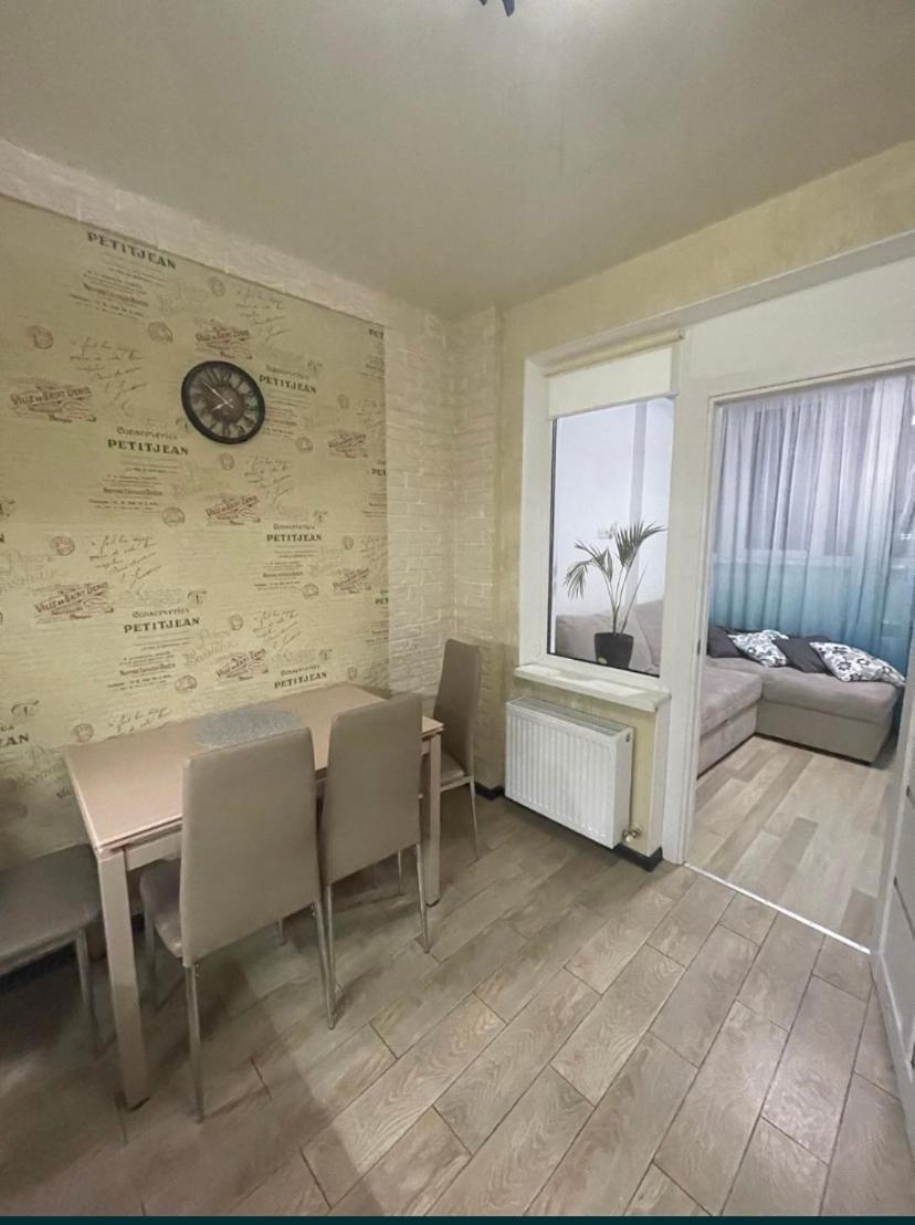 New Studio Apartment Odessa Exteriör bild